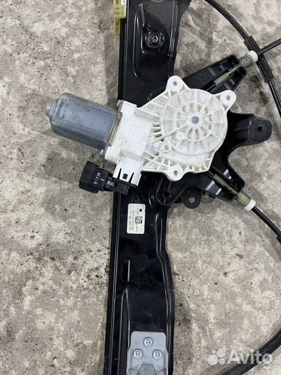 Стеклоподъемник передний правый ford focus 3