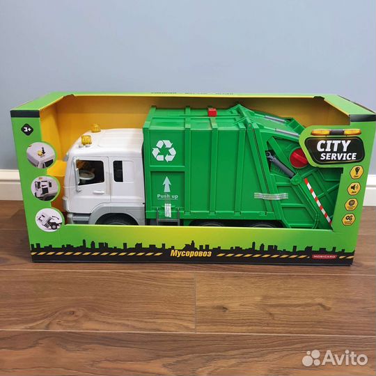 Игрушечная машина новая