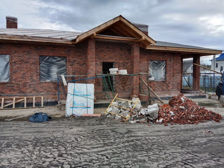 Дом 200 м² на участке 12 сот.