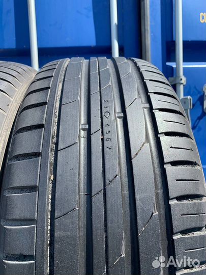 Nokian Tyres Hakka Z SUV 245/50 R20 106W