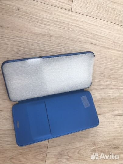 Чехлы на телефон