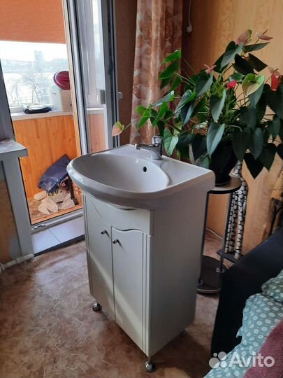 Тумба для ванной бу и бойлер