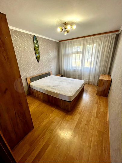 2-к. квартира, 58 м², 3/10 эт.