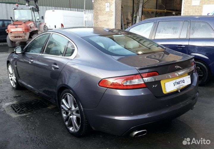 Разбирается jaguar XF 2010 г. 3.0 306DT