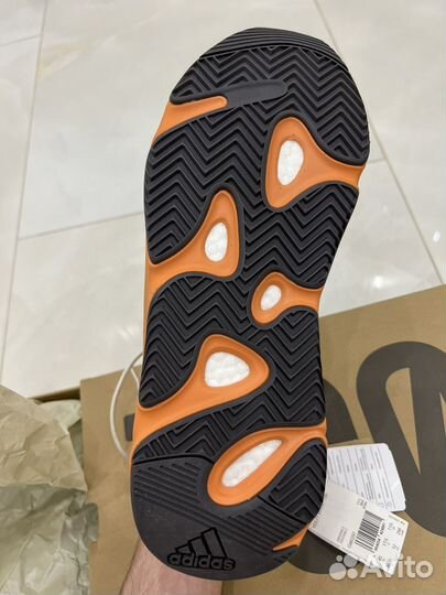 Оригинал Adidas Yeezy 700 wash orange