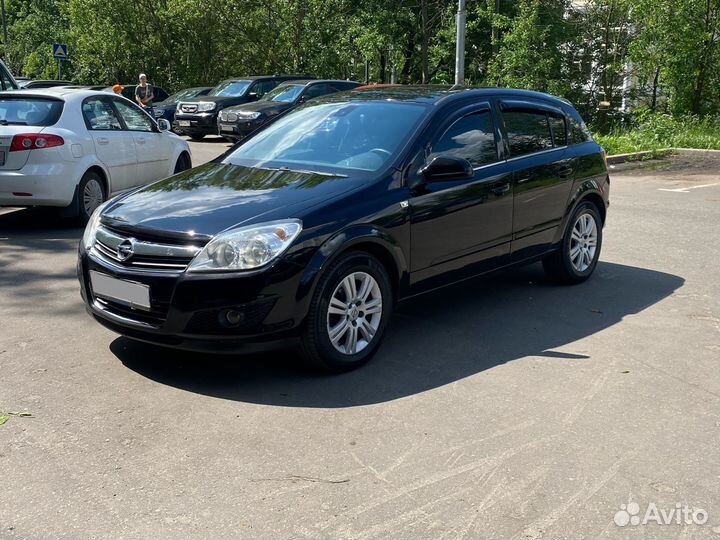 Opel Astra 1.8 AT, 2010, 185 000 км