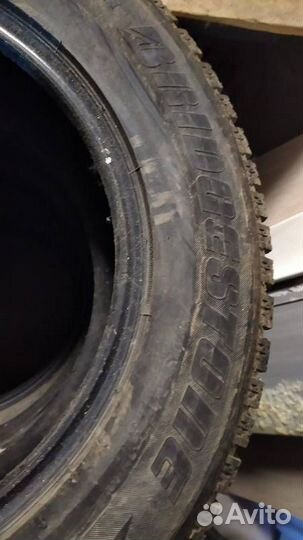 Bridgestone Ice Cruiser 7000 235/65 R17