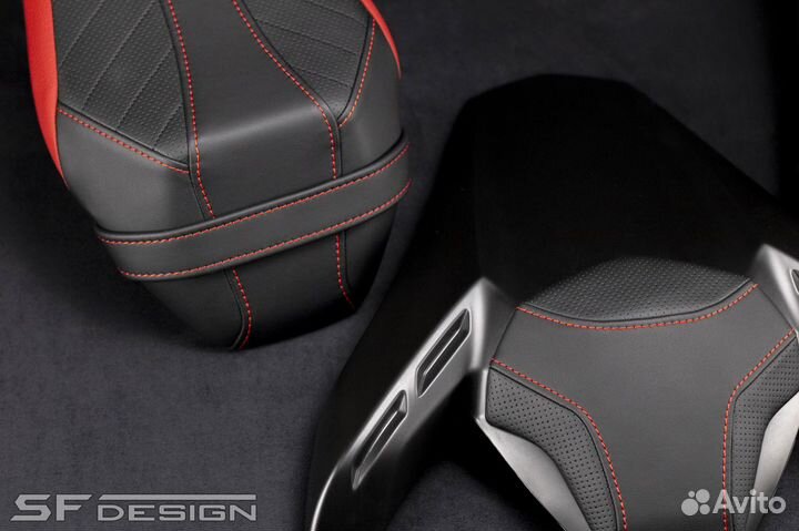 Сиденье для Kawasaki Z900 Red Lines Black Roads