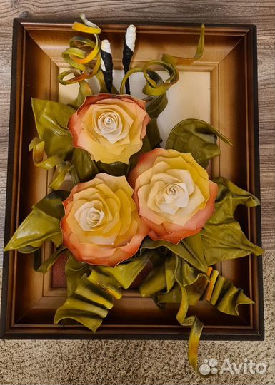 Картина панно из кожи