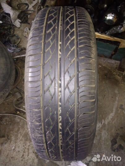 Hankook Optimo K406 215/65 R16