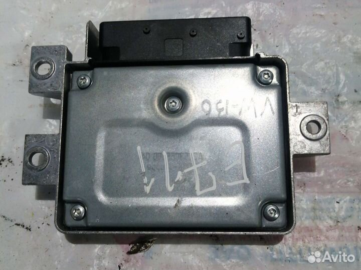 Блок управления ручника Volkswagen Passat B6