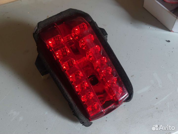 Задний фонарь suzuki sv1000s/sv650s