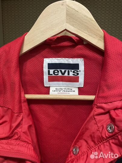 Куртка levis женская s