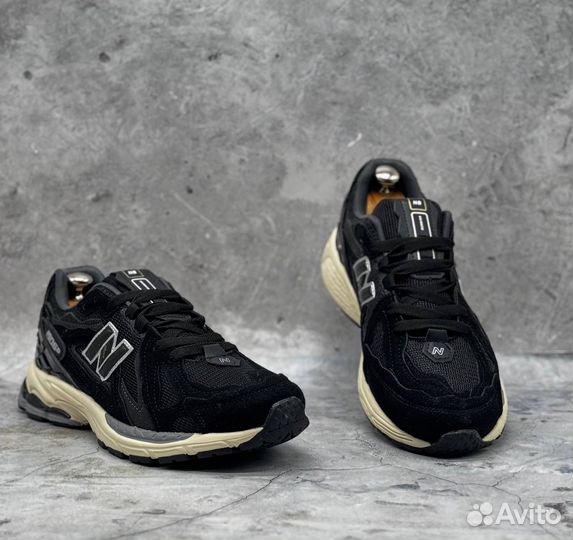 Кроссовки мужские new balance