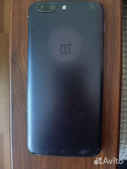 OnePlus 5, 6/64 ГБ