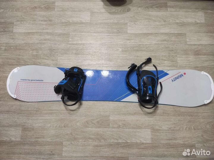 Сноуборд с креплениями 162 Munity