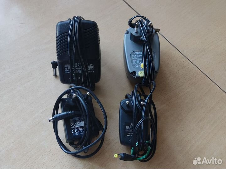 Зарядное устройство