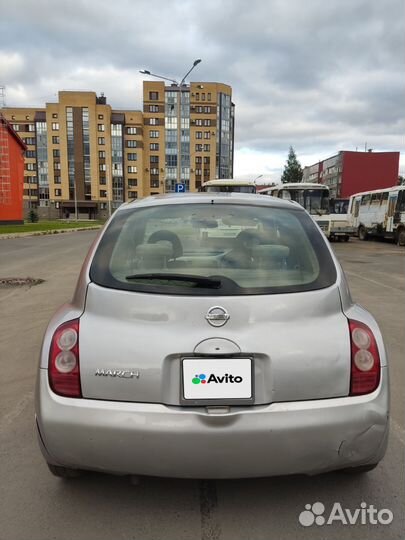 Nissan March, 2004