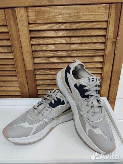 Кроссовки мужские Fila 45