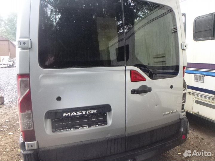 Renault Master 3 в полном разборе