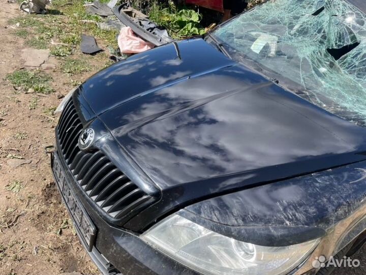 Капот Skoda Octavia A5 2013