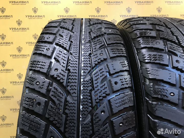 Kumho I'Zen RV Stud KC16 235/65 R17 108Q