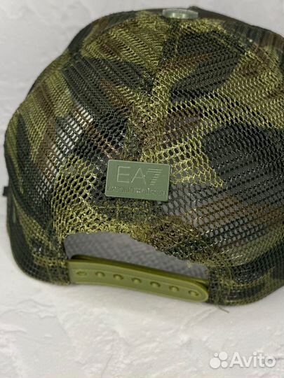 Бейсболка emporio armani с дефектом