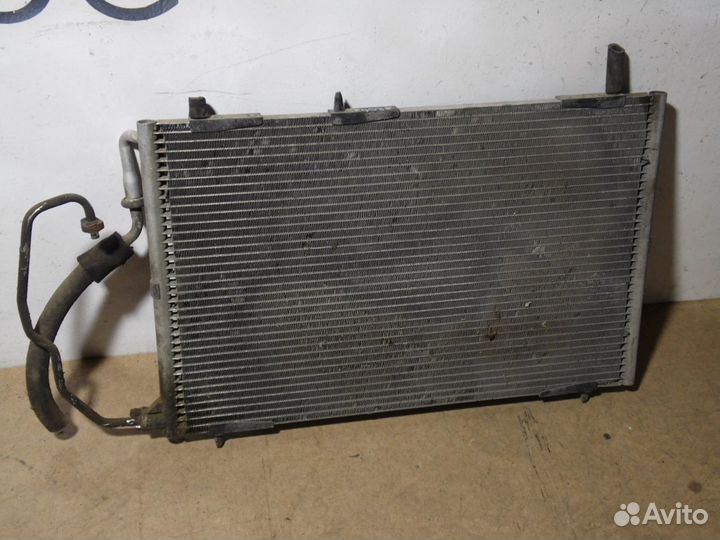Радиатор кондиционера Пежо 206