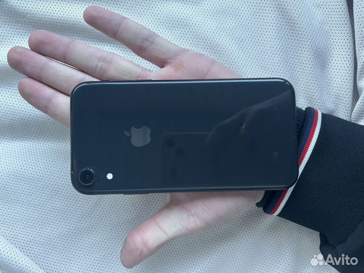 iPhone Xr, 64 ГБ