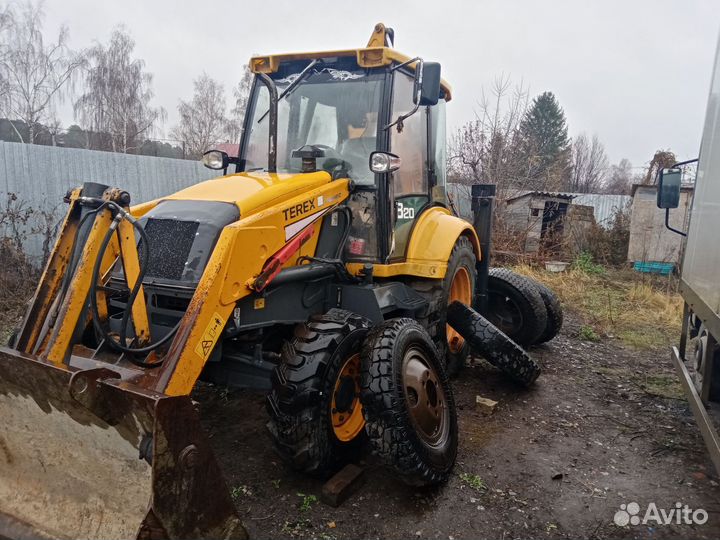 Экскаватор-погрузчик Terex-Fermec 820, 2004
