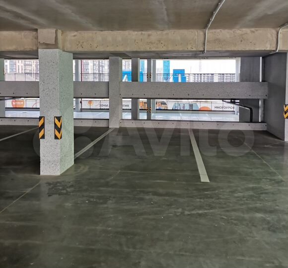 Машиноместо, 14 м²