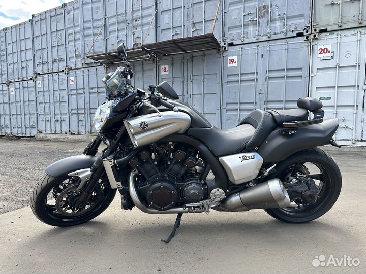 Yamaha vmax 1700