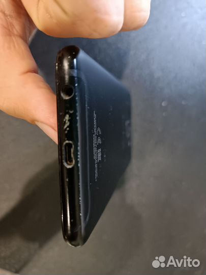 Samsung Galaxy A6, 4/32 ГБ