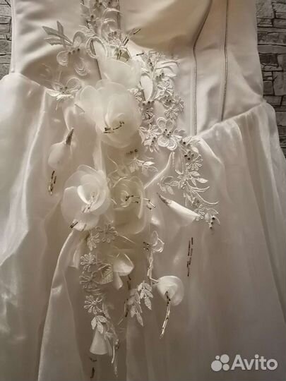 Платье свадебное