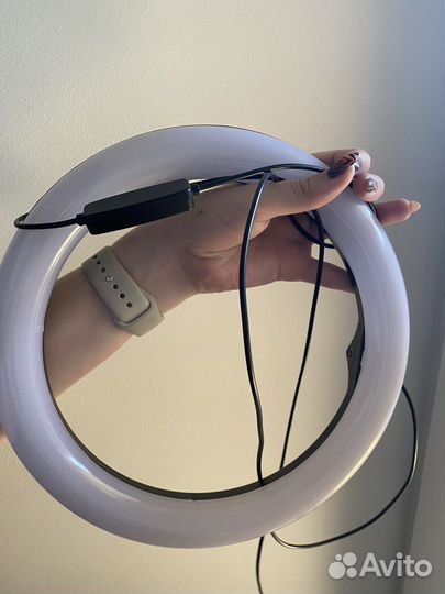 Штатив 2 м и кольцевая лампа 26 см