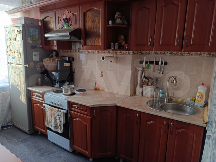 3-к. квартира, 63 м², 3/9 эт.