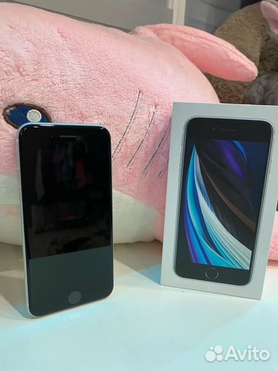 iPhone se 2020 белый