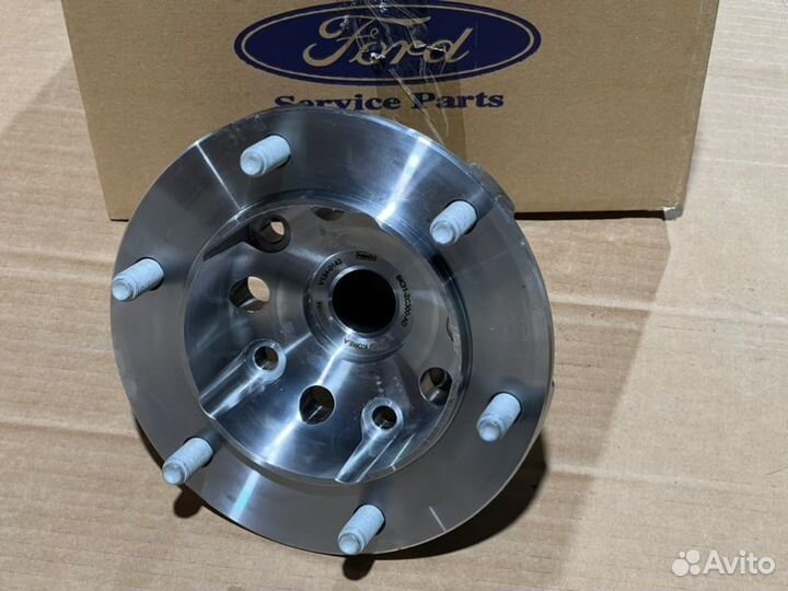 Ступица передняя Ford Transit 2.2 155 RWD двухскат