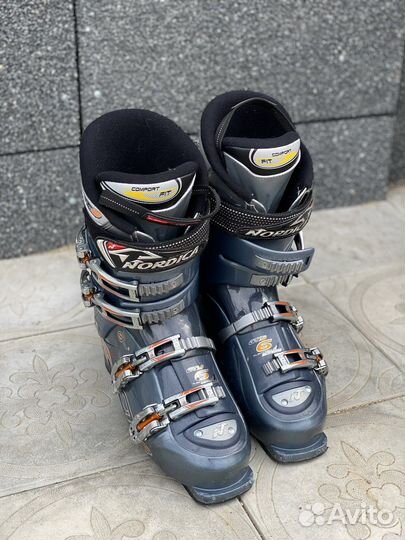 Горнолыжные ботинки nordica