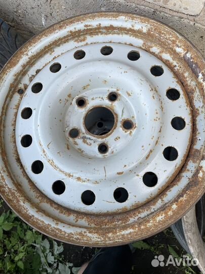 Продам диски на волгу