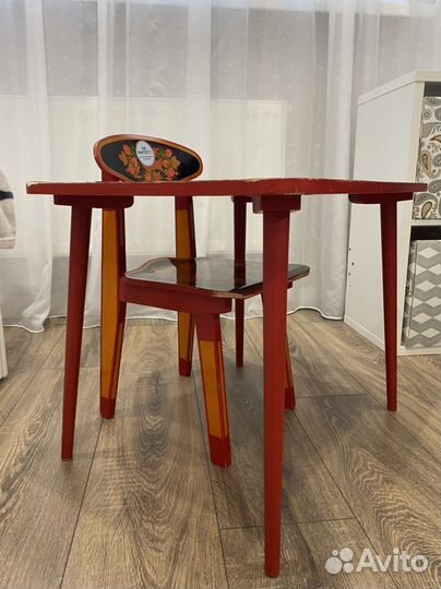 Детский стол и стул