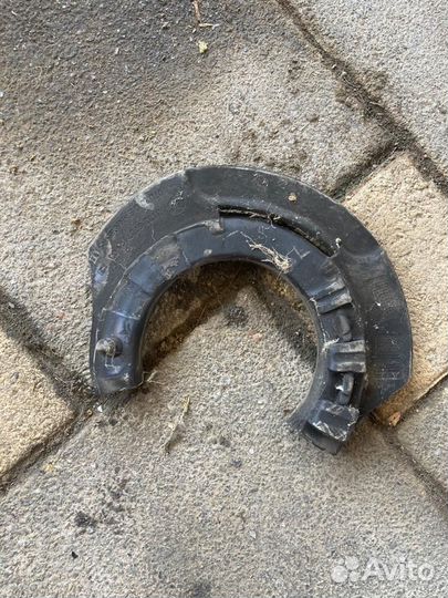 Изолирующ прокл пружины Нж BMW 1 F20 31336787114