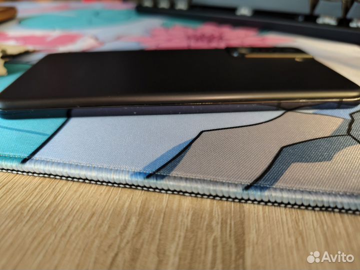 Samsung Galaxy S21 5G, 8/256 ГБ