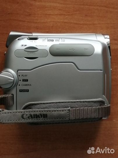 Видеокамера canon MV 930