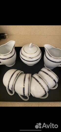 Чашки от сервиза сахарница и молочник