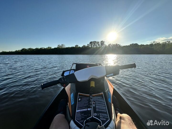 Гидроцикл brp sea doo gtr 215