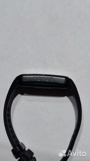 Смарт часы honor band 6