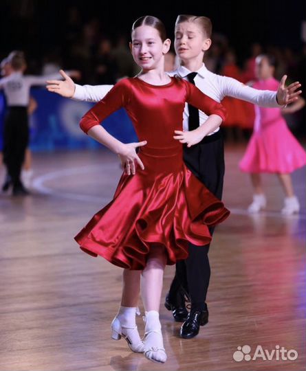 Рейтинговое платье бальные танцы