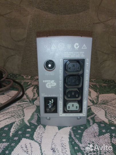 Ибп APC Back-UPS 500