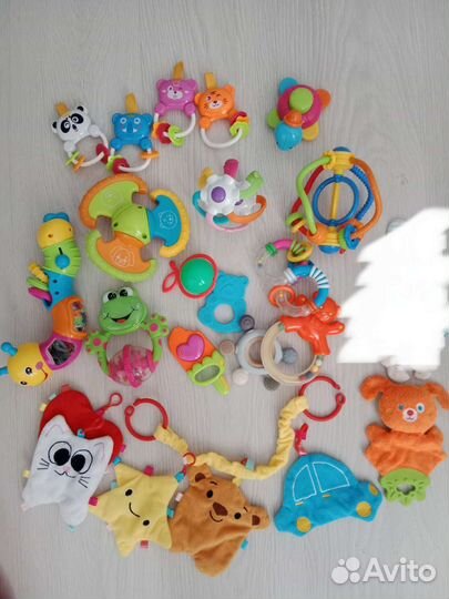 Игрушки погремушки